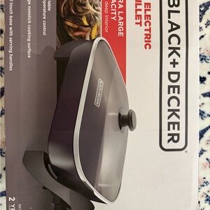 Black & Decker Black Electric Skillet